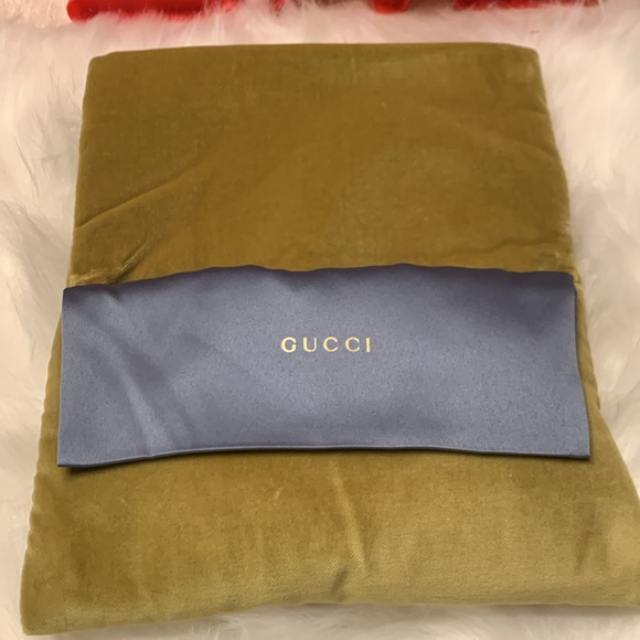 New Gucci oversized Frame Sunglasses - Picture 12 of 13